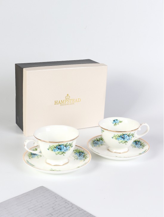  Moonlight Roses 2 Cups & 2 Saucers With Gift Box